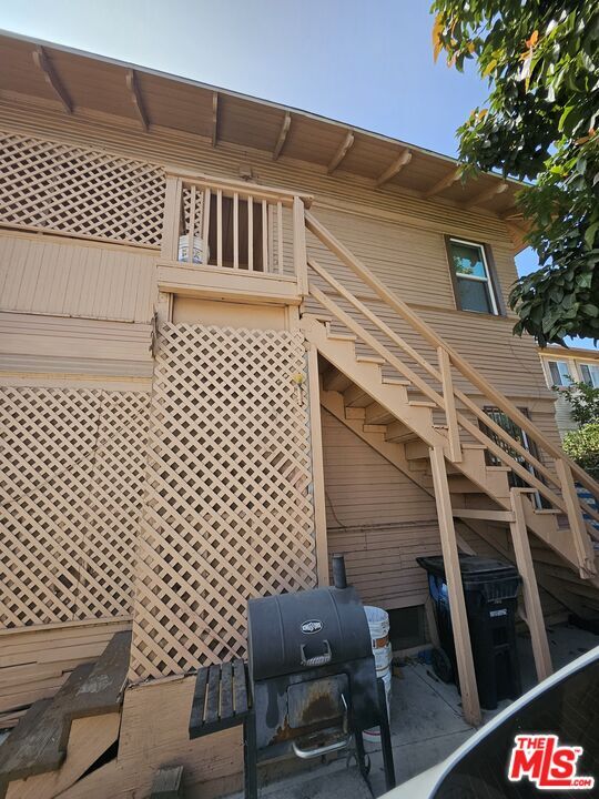 Building Photo - 643 57th St