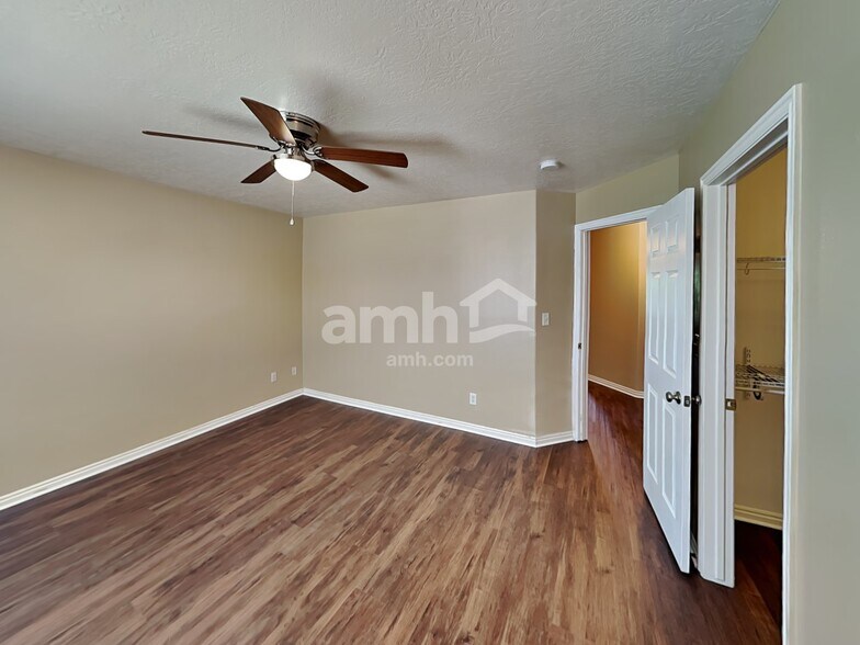 Building Photo - 252 S 540 W