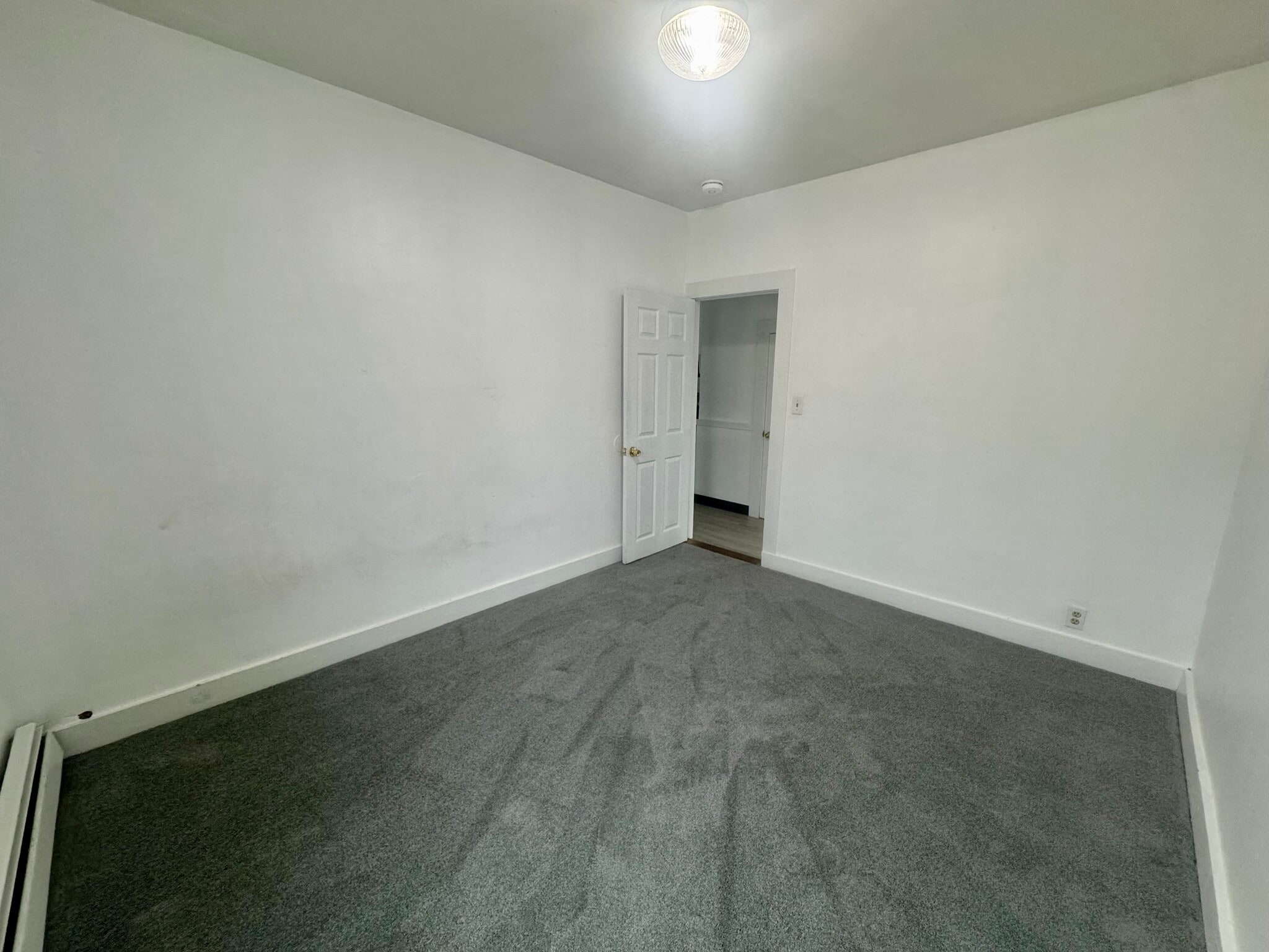 Building Photo - 61 John St