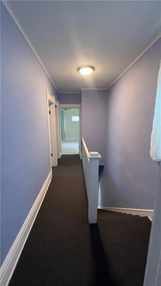 Building Photo - 523 Tracy Ave