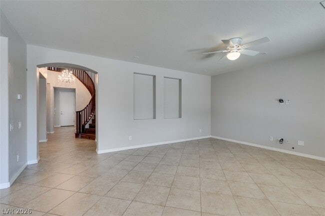 Building Photo - 2609 Chateau Clermont St