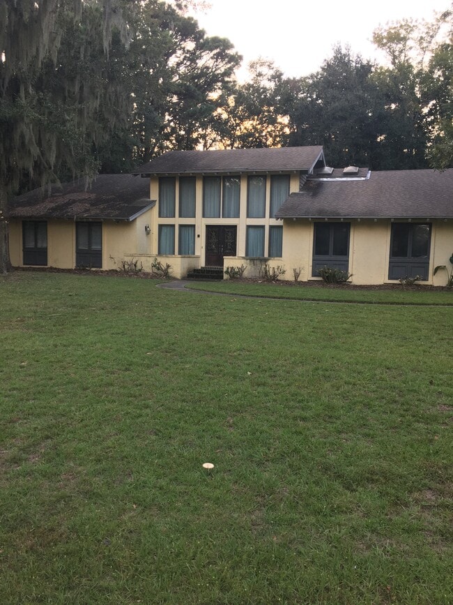 129 Dutch Island Dr 129 Dutch Island Dr Savannah GA 31406 Apartment