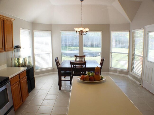 Building Photo - 930 Satellite View