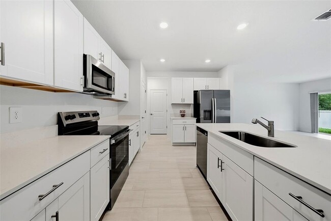 Building Photo - 9820 Feaster Dr