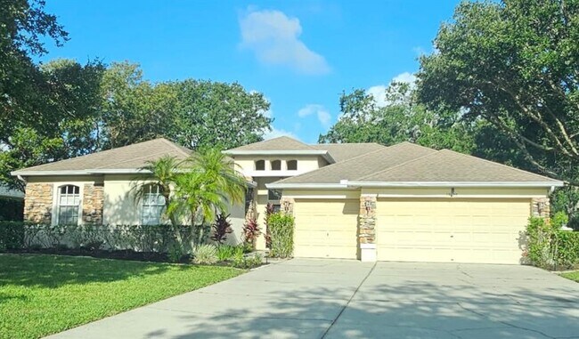 Building Photo - 19128 Larchmont Dr