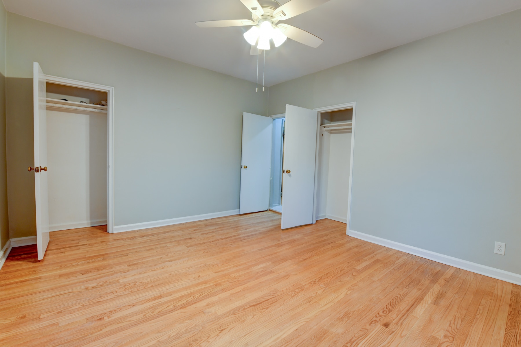 Building Photo - 71 Carmer Ave