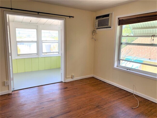 Building Photo - 61 81st Ave