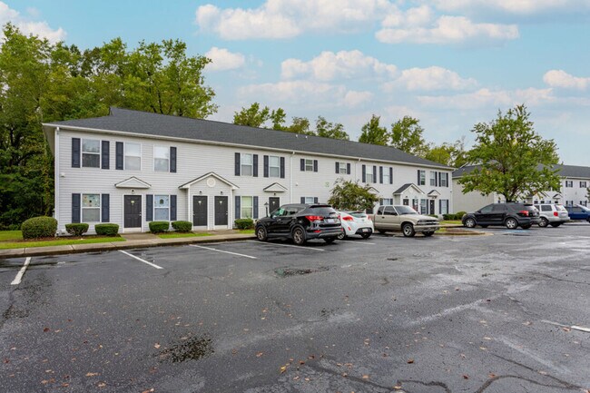 Building Photo - Chestnut Place