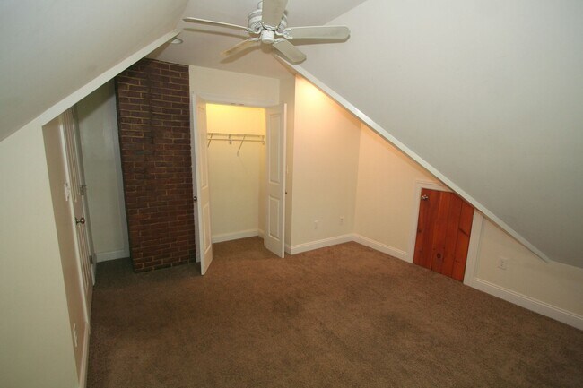 Building Photo - 47 Mt Vernon St