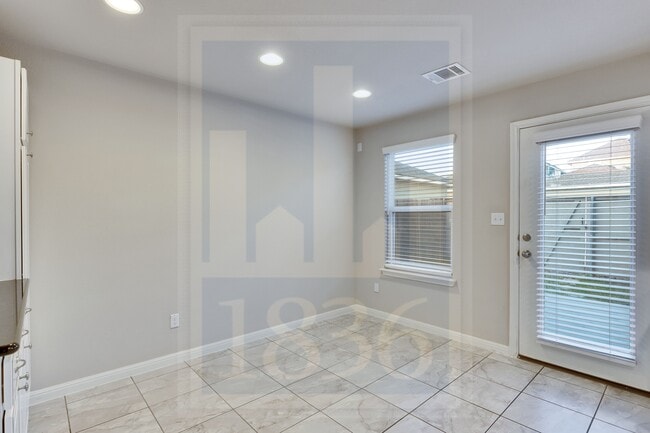 Building Photo - 17901 Malnati Dr