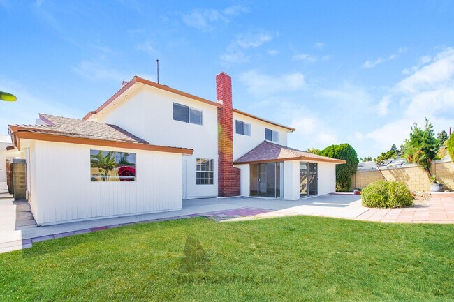Building Photo - Newly remodeled 5-bedroom, 2.5-bath home in Cypress