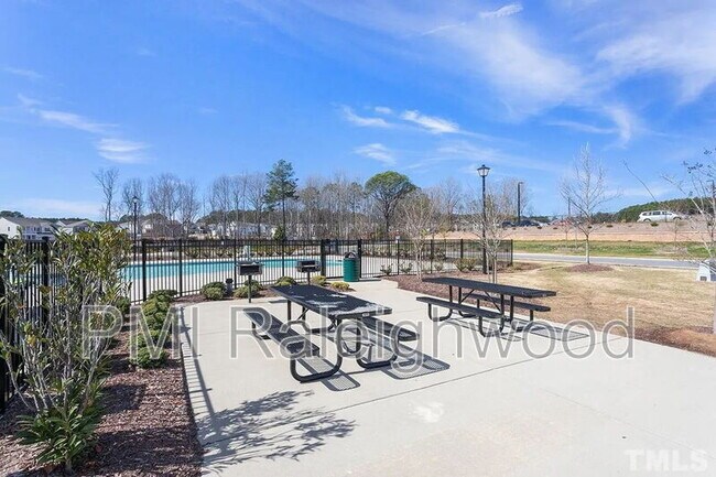 Building Photo - 1195 Chestnut Bluff Run