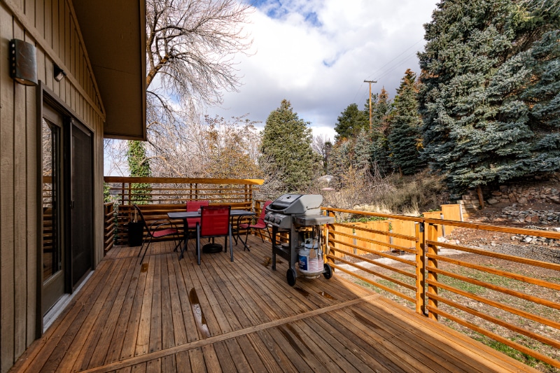 Building Photo - 8971 Alpen Way