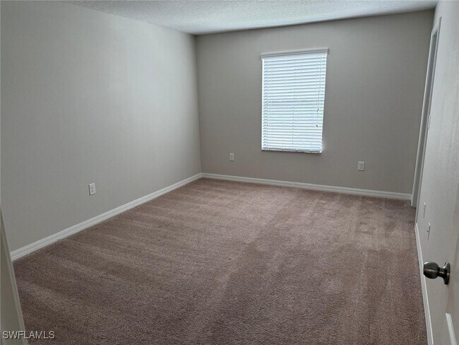 Building Photo - 4252 Fennwood Ct