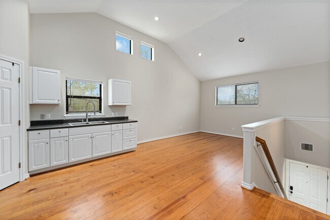 Building Photo - 24527 Appian Ridge