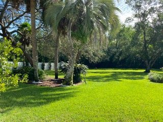 Building Photo - Large Fenced Yard!  Rainbow Woods Home For Rent