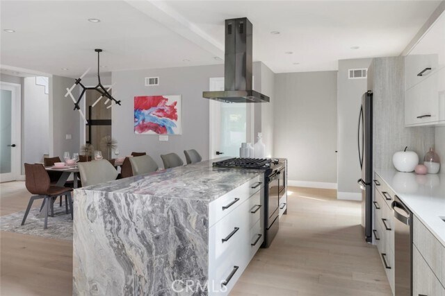 Building Photo - 4731 Topanga Canyon Blvd