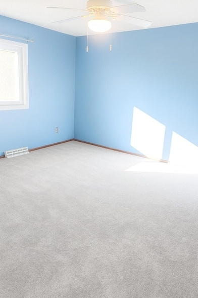 Building Photo - 9 Heights Rd NE