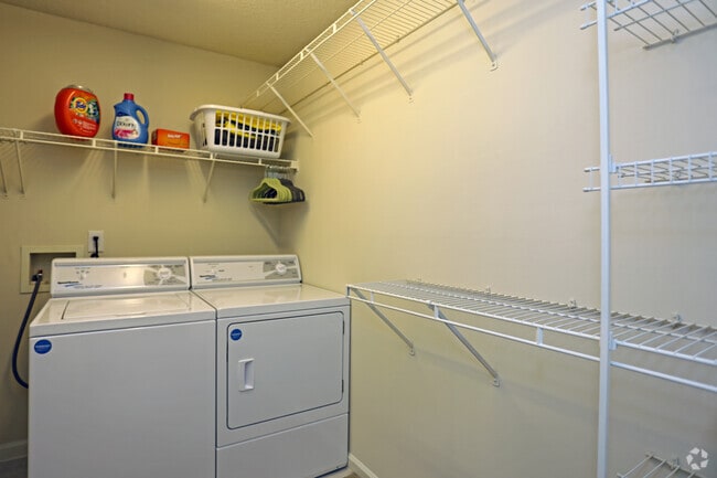 Building Photo - Addison Point