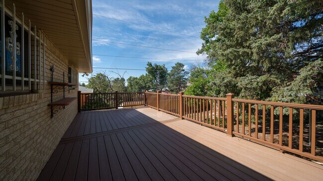 Building Photo - Charming Palmer Park Home - 4BR/3BA with F...