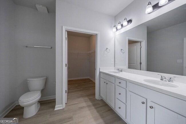 Building Photo - 931 Park Pl St