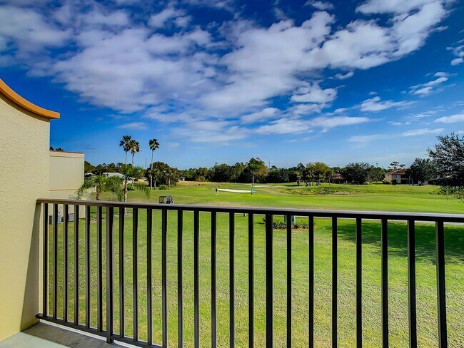 Building Photo - Deep Creek Townhome - Golf Course View (ONE FREE MONTH RENT FOR QUALIFIED APPLICANTS!)