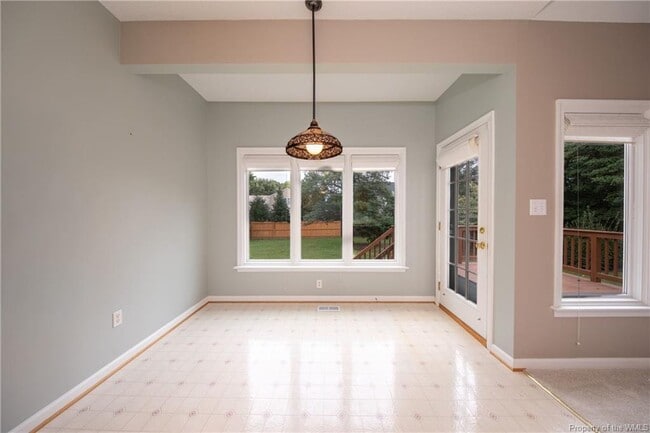 Building Photo - 3736 Cherry Walk