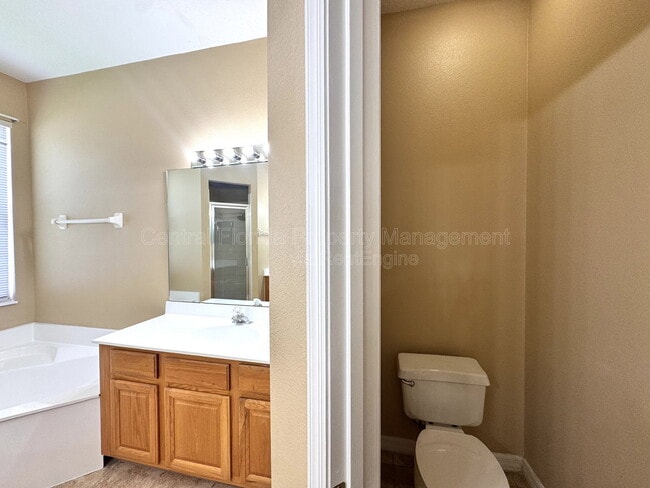 Building Photo - 10118 Shortwood Ln