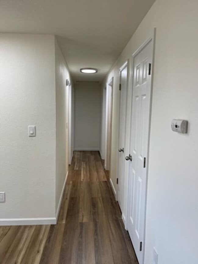 Building Photo - Newly Remodeled 3 Bedroom 1 Bathroom Ranch...