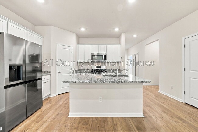 Building Photo - 3414 Bells Lk Cir