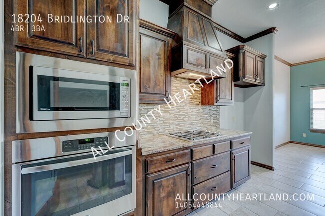 Building Photo - 18204 Bridlington Dr