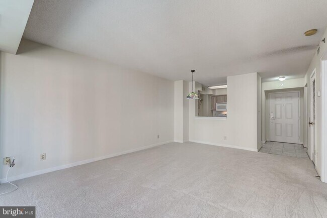 Building Photo - 1200 Braddock Pl