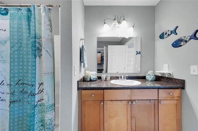 Building Photo - 237 Sea Horse Dr SE