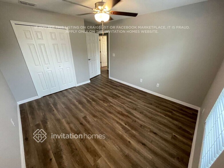 Building Photo - 550 Encarnacion St