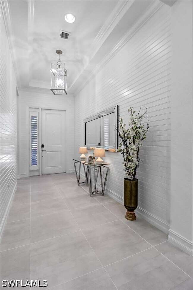 Building Photo - 9264 Glenforest Dr