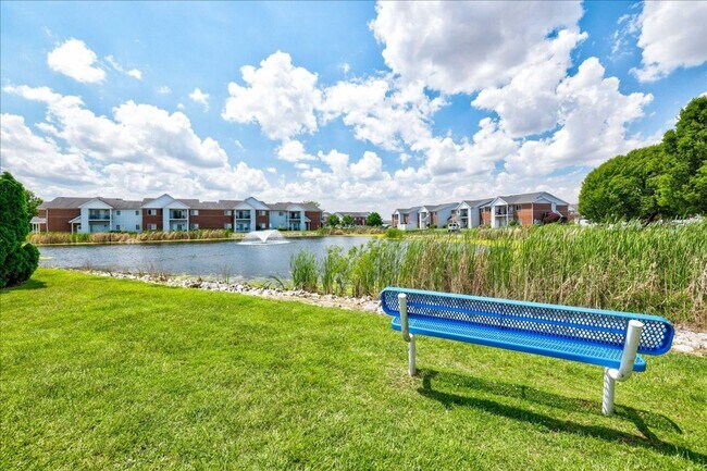 Building Photo - **Swimming Pool*****1 Bed 1 Bath******Cross Pointe Business Park*****LAKE VIEW AVAILABLE