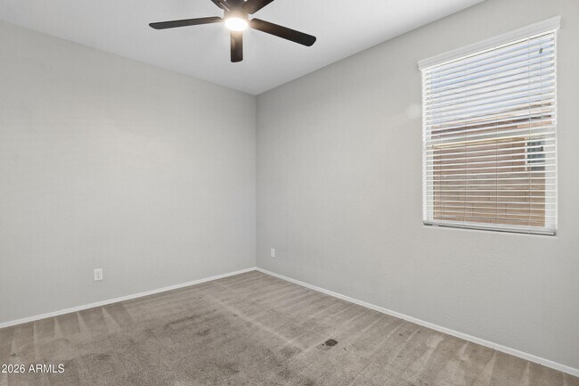 Building Photo - 17766 W Granite View Dr