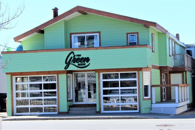 Building Photo - 30 Highland Ave