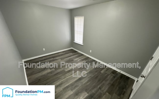 Building Photo - 3679 Tchulahoma Rd