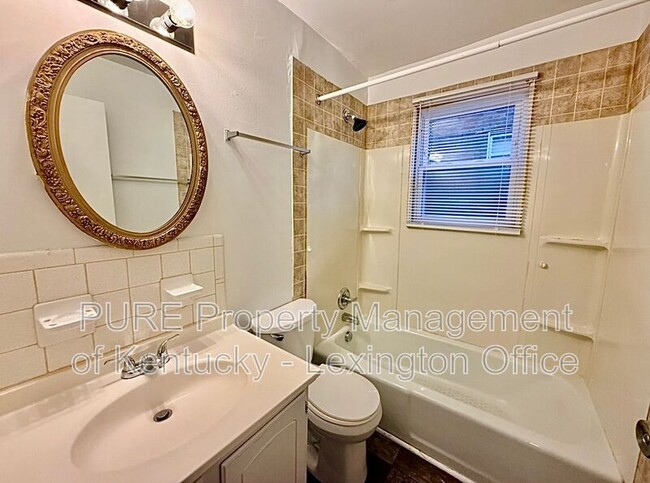 Building Photo - 1517 Steadmantown Ln