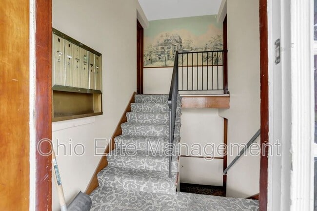 Building Photo - 1037 Binns Blvd