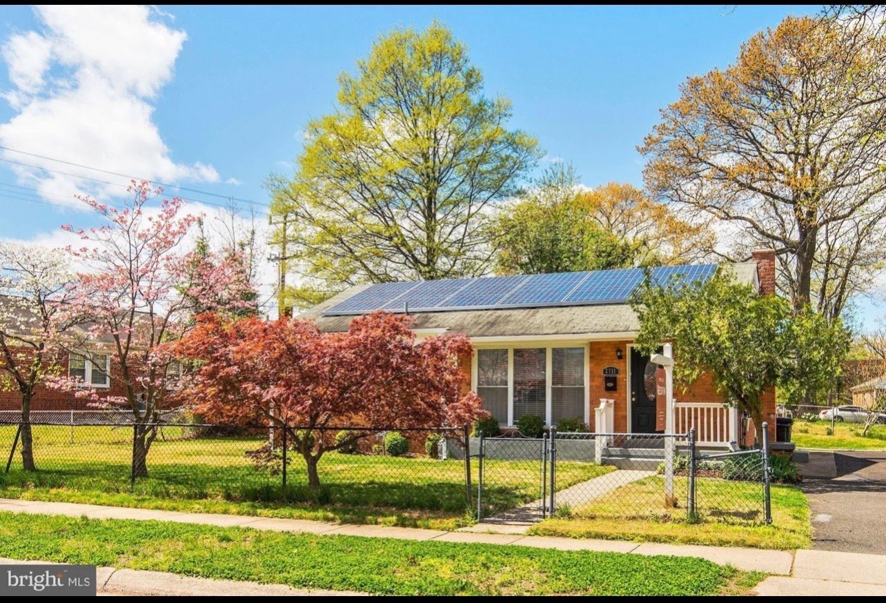 Building Photo - 2711 Edfeldt Dr