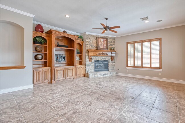 Building Photo - 13815 Nathan Ridge Ln