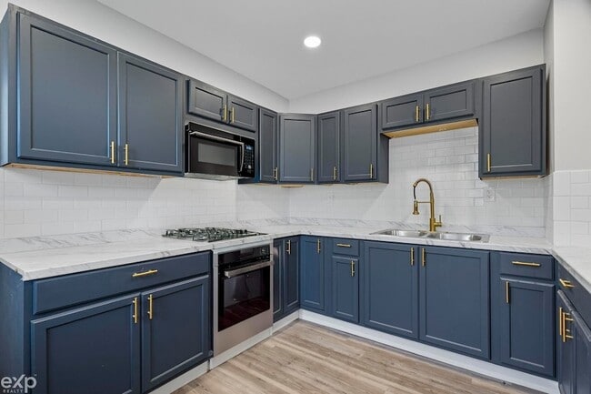 Building Photo - 13320 Jane Ave