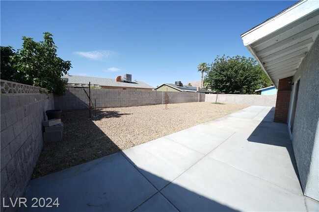 Building Photo - 5434 Cleek St