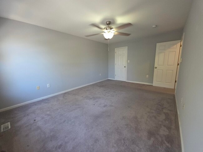 Building Photo - 2 Anchorage Ct