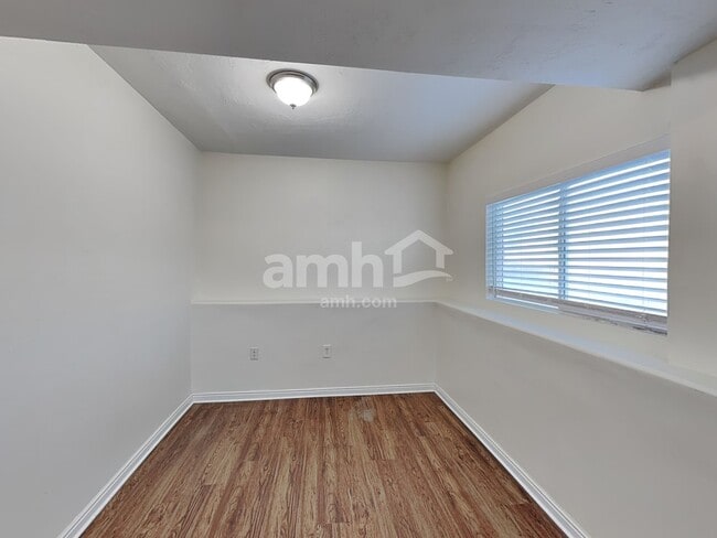 Building Photo - 4177 S 1000 W