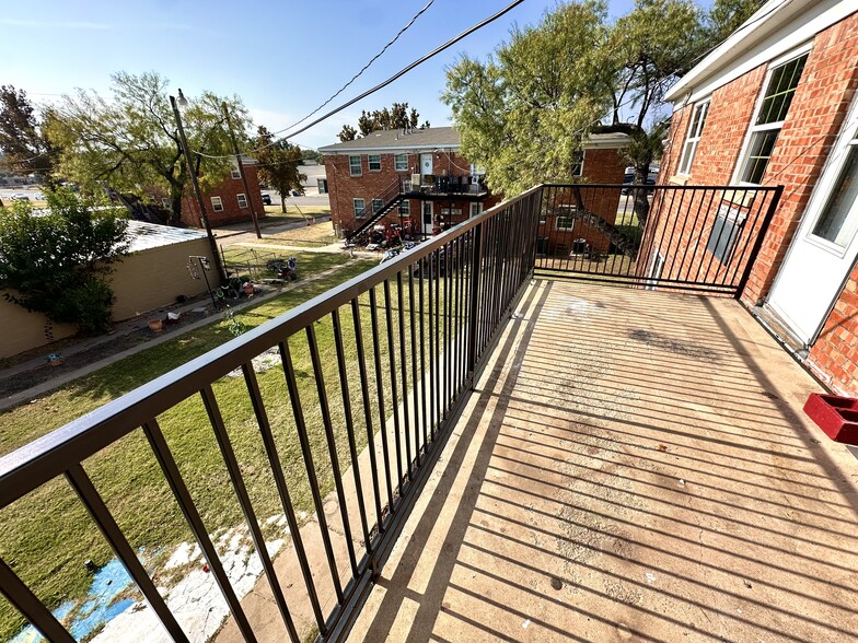 Building Photo - 212 S Fillmore St