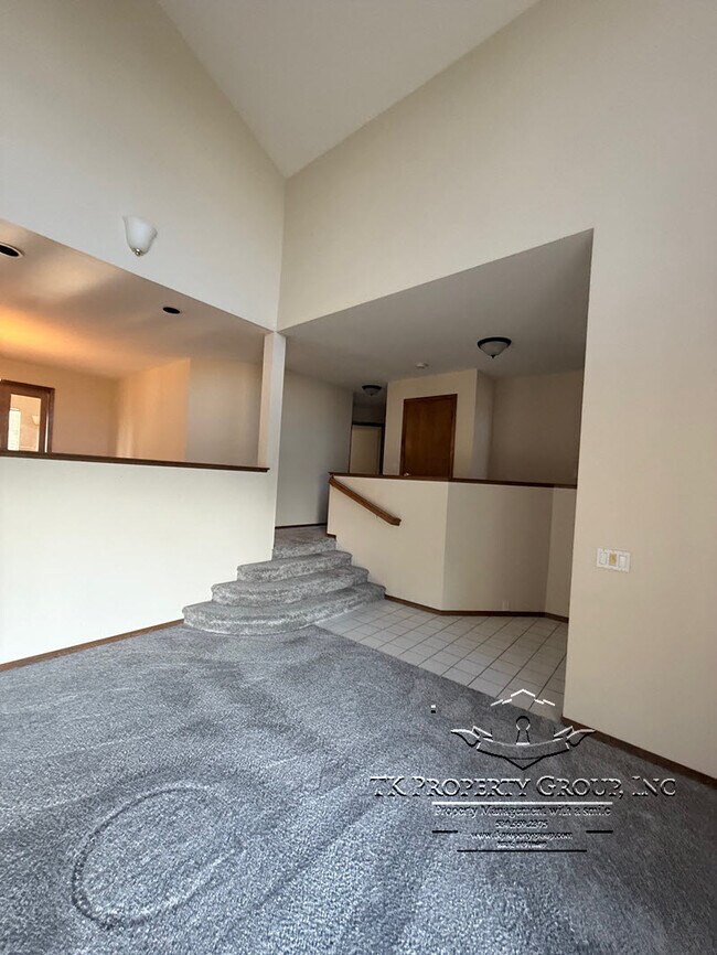 Building Photo - 17574 Patricia Way