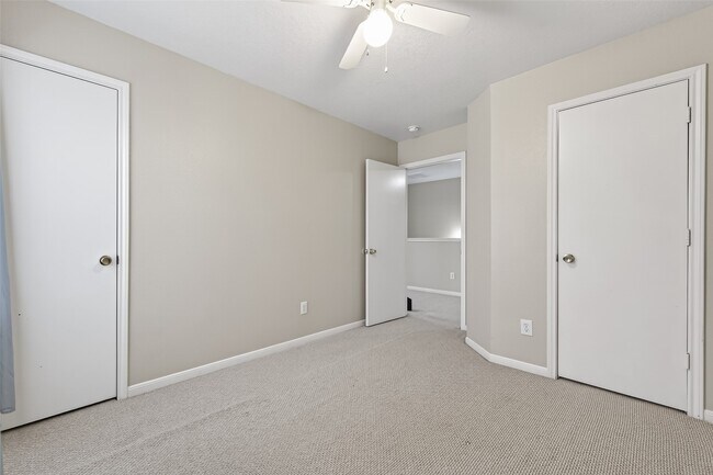 Building Photo - 18227 River Sage Dr